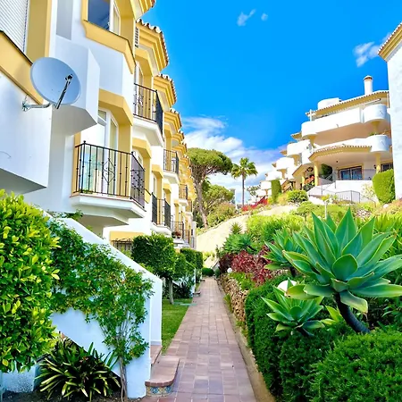 Calahonda Golf Apartment *